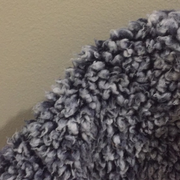 Jacket - Picture 3 of 6